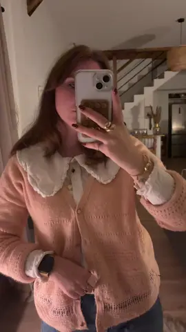 Le petit cardigan 🫶🏼 #lookdujour #OOTD #style #fashiontiktok #fitcheck 