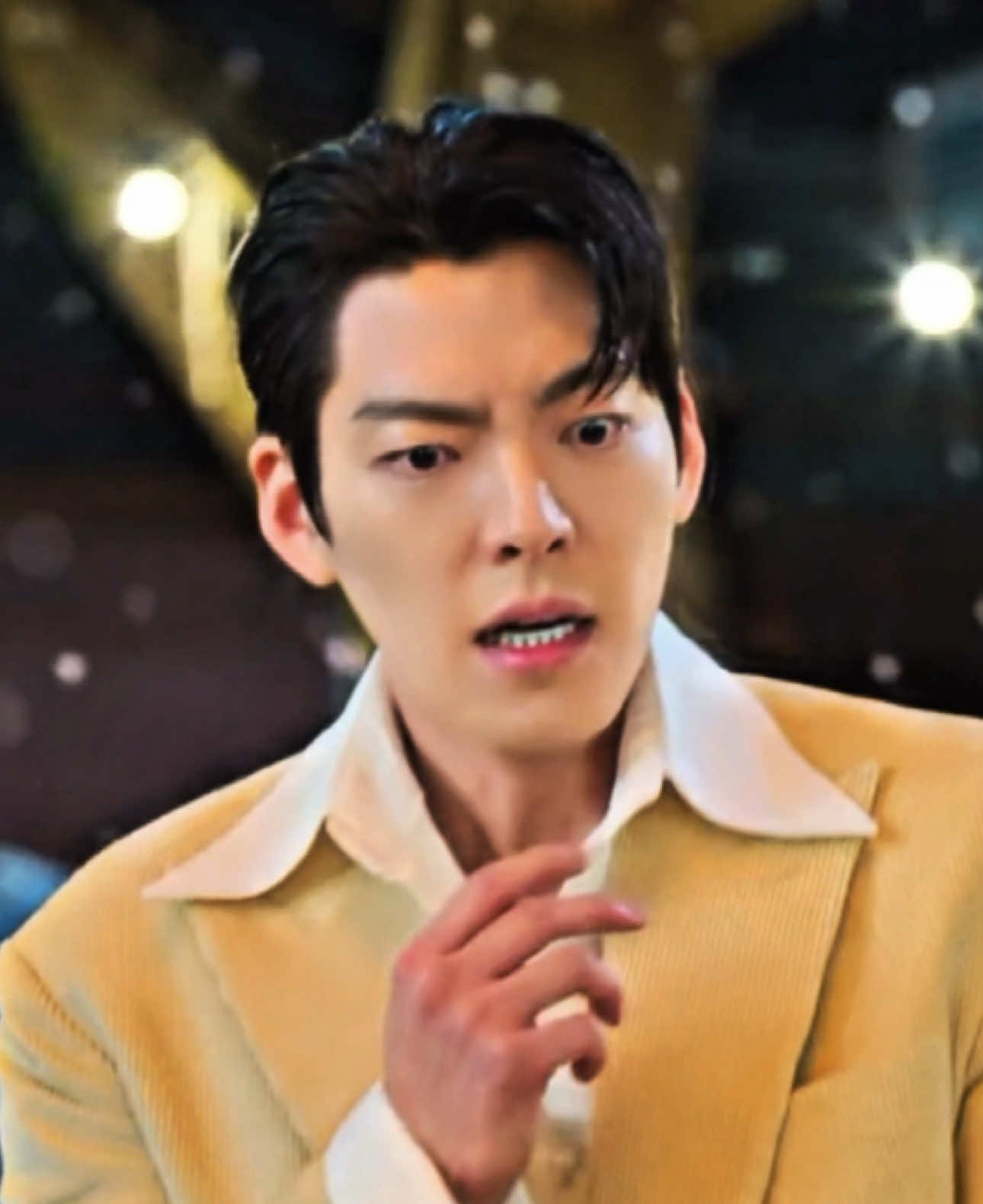 Thần đèn gì lạ quá cha ơi:))) 🧞‍♂️ #kimwoobin #geniemakeawish #suzy #kdrama #thandenoiuocdi 