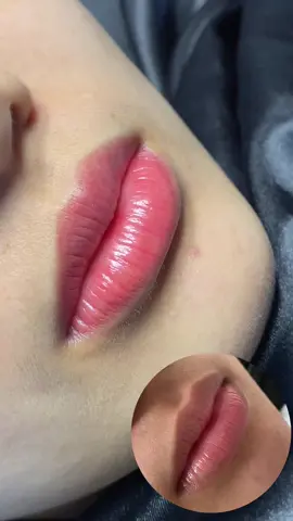 Môi bong sau 2 tháng đến kiểm tra màu và cb dặm lại ạ😆#CapCut #phunmoidep #phunmoihd #tiktok 