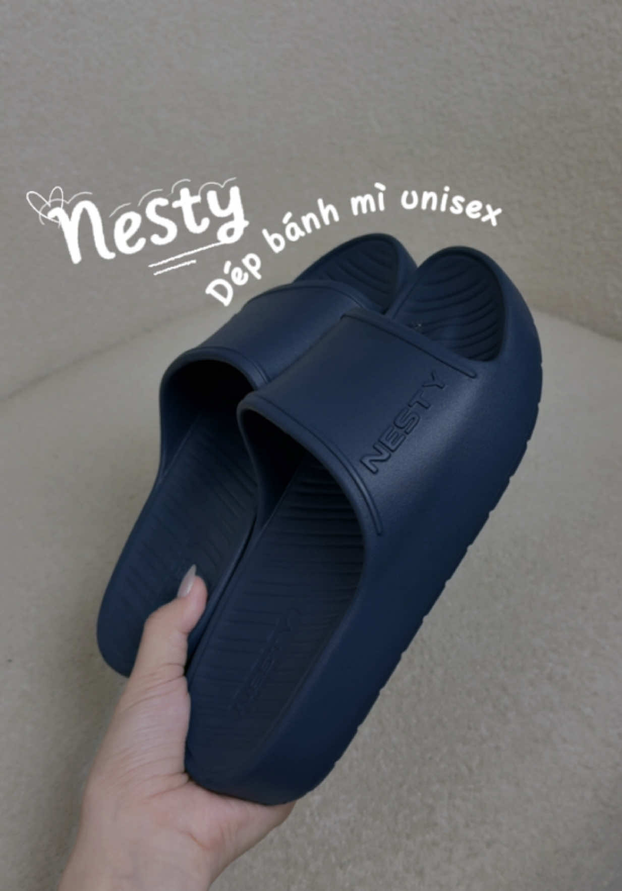 Dép bánh mì Nesty form xịn xò lắm nha #linhhriviu #nesty #tiktokshop #sale1010 #giaydep  