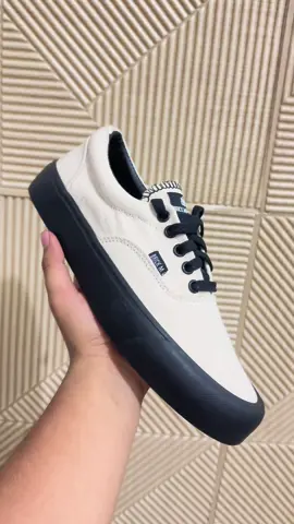 Brick Mansions - Athena Off White Black Sepatu Sneakers Caval Pria Wanita #sepatu #sneakers 