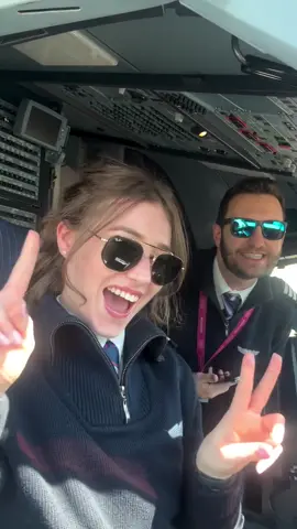 #lovemyjob #pilotlifestyle #airbusa380 #aviation #loveyou 