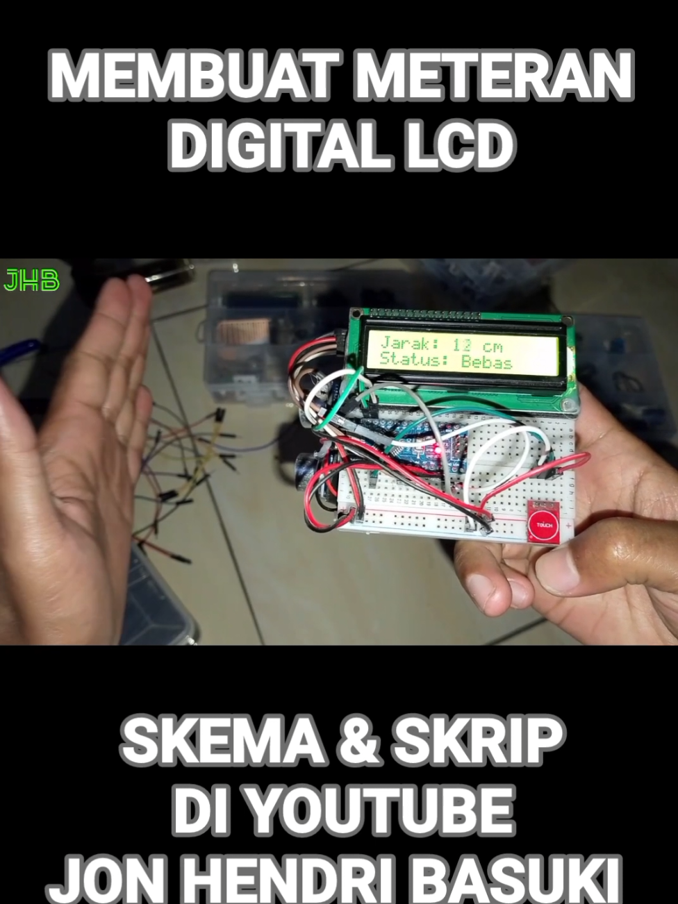 Penggaris dan Meteran Digital LCD .. Cara kerja hanya di arahkan ke dinding atau objek yang agak jauh kalau tidak terjangkau oleh tangan,dan satu tombol untuk mengunci hasil bacaannya,dan ketika tombol di tekan lagi,hasil bacaan reset ke awal,begitu seterusnya .. #arduino #arduinoproject #esp8266 #esp32 