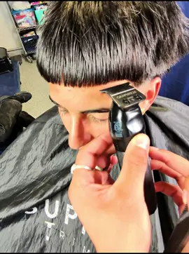 What would y’all rate the moms haircut ?!😭#fyp #barber #haircut #foryoupage #pov