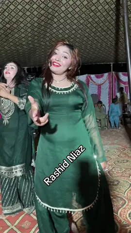 Iska dance kis kis ko pasand hy #dance #viral #fyp #foryoupage 