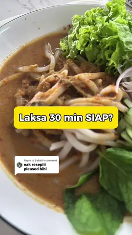 Replying to @Syirah  Sebenarnya #laksa ni fav arwah Ayah kzt. Sbb tu kzt mcm terror skit la bab2 ni. Tapi dulu nk buat renyah sgt, mencik la kena pisahkan ikan ngan tulang pastu tgn kita busuk bau ikan. Skang ni mmg kzt campak je semua dlm blender baru yg mai skali ngan #foodprocessorphilips ni. 7 ekor skali naik, kzt masak utk 30-40 org. Settle licin alhamdulillahhhhh.. Promo cash rm162 sebulan is still onz! Nak credir card 6 bulan pun boleh! Ikut mu la dik!