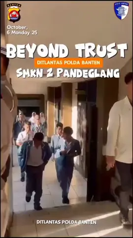 @ditlantaspoldabanten Beyond trust Ditlantas Polda Banten di SMKN 2 Pandeglang. . . . #ditlantaspoldabanten #poldabanten