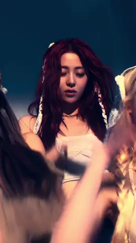 ❤️✨️ #leeseraf #kpop #yunjinlesserafim #yunjinedit 