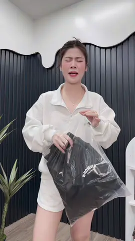 Các bà ngất ngây chưa #TikTokAwardsVN #hienhoafamily #tranguytin 