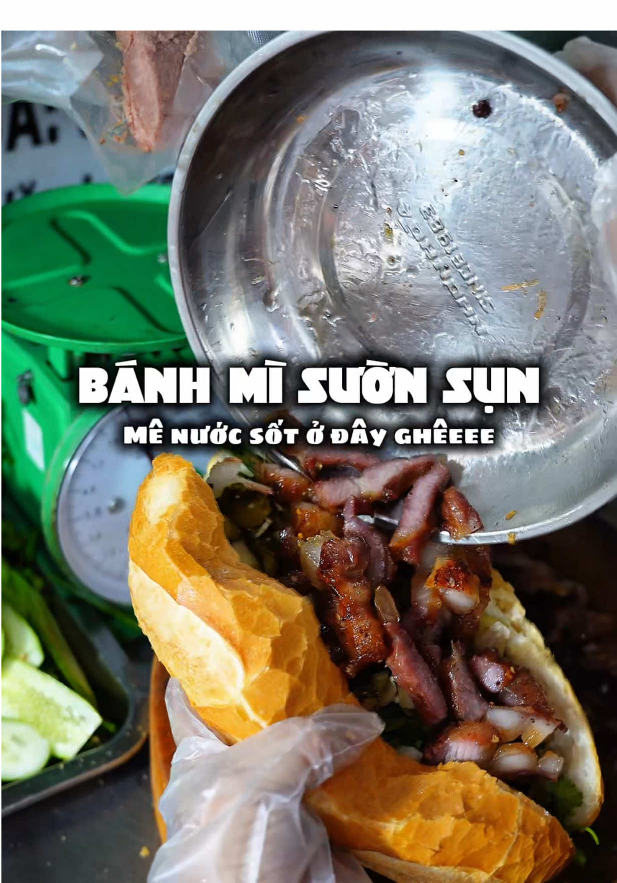 Nay thèm bánh mì sườn sụn cải chua #dicungphuc #TikTokAwardsVN #quan4 #banhmisuonsun #banhmi 