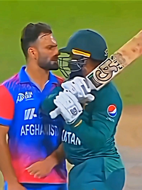 Top Heat Up 🔥 Moments In Cricket History 🥵🎶. #cricket #abdedits #asiacup2025 #viral #cricketlover 