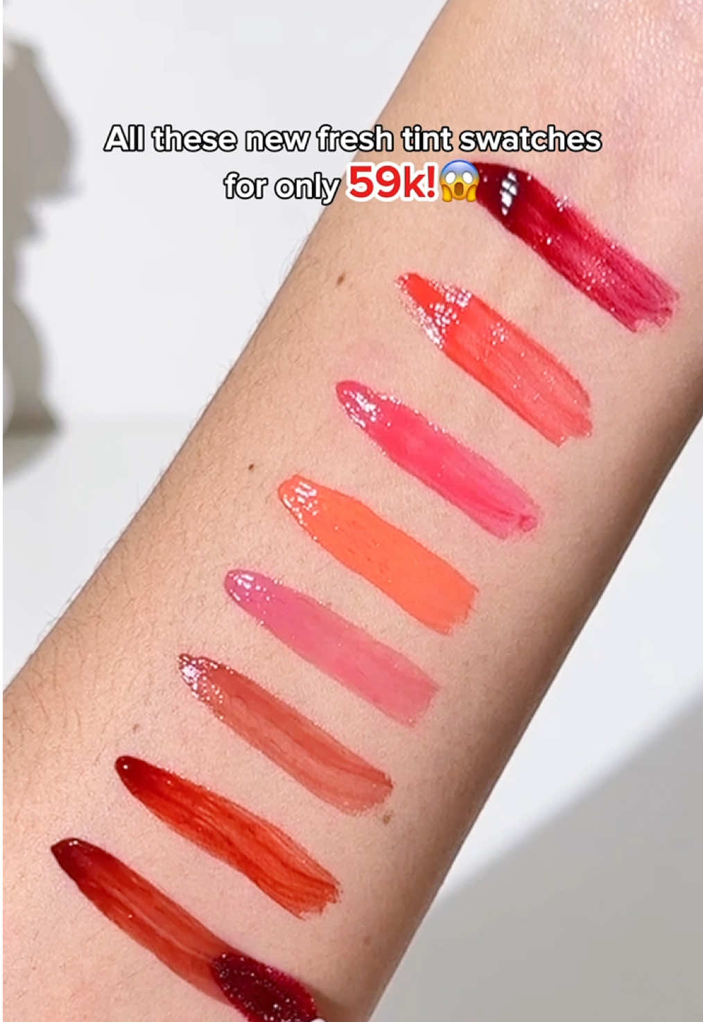 Glossy glow all day 💋 Emina Jelly Stain now only 59k! 🛒 #emina #liptintemina #liptint #makeup #jellystain 