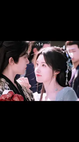 Bế gọn ơ luôn á  -- Phim: Nhập Thanh Vân - 《入青云》 Nam9: Hầu Minh Hạo vai Kỷ Bá Tể Nữ9: Lư Dục Hiểu vai Minh Ý -- #nhapthanhvan #loveintheclouds #hauminhhao #luduchieu #viral 