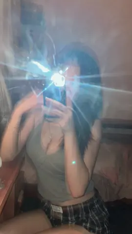𝐦𝐢𝐫𝐫𝐨𝐫𝐬𝐡𝐨𝐭🔥