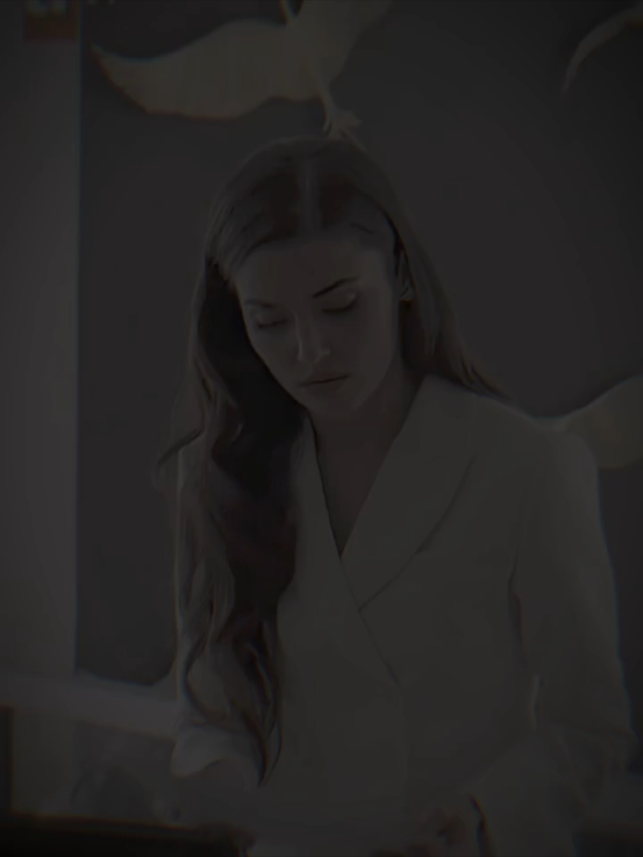 #CapCut new trending template Hande ercal 💞viral video foryoupege official viral#foryoupageofficial #fypvシ゚viral🖤tiktok☆♡🦋myvide #fypシ゚viral🖤tiktok #fypシツ♡♡♡ viral video