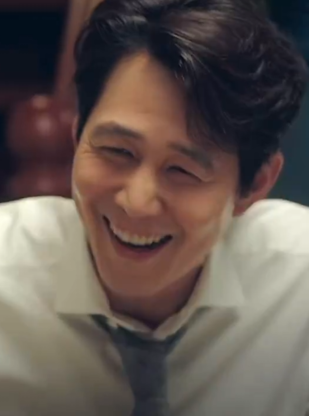 coi ảnh cười kìa=))) #이정재 #leejungjae #foryoupage #viral 