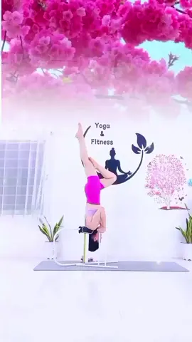 Trồng chuối trên ghế #thienhuongyoga #trendyoga #thangbangyoga #trongchuoi #yoga 