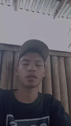 ada teman ku gess si curhat terus ke saya tapi nd mau di tanyak,  mau opaka' sindir2 ih 🤣.   #FYP🤣 