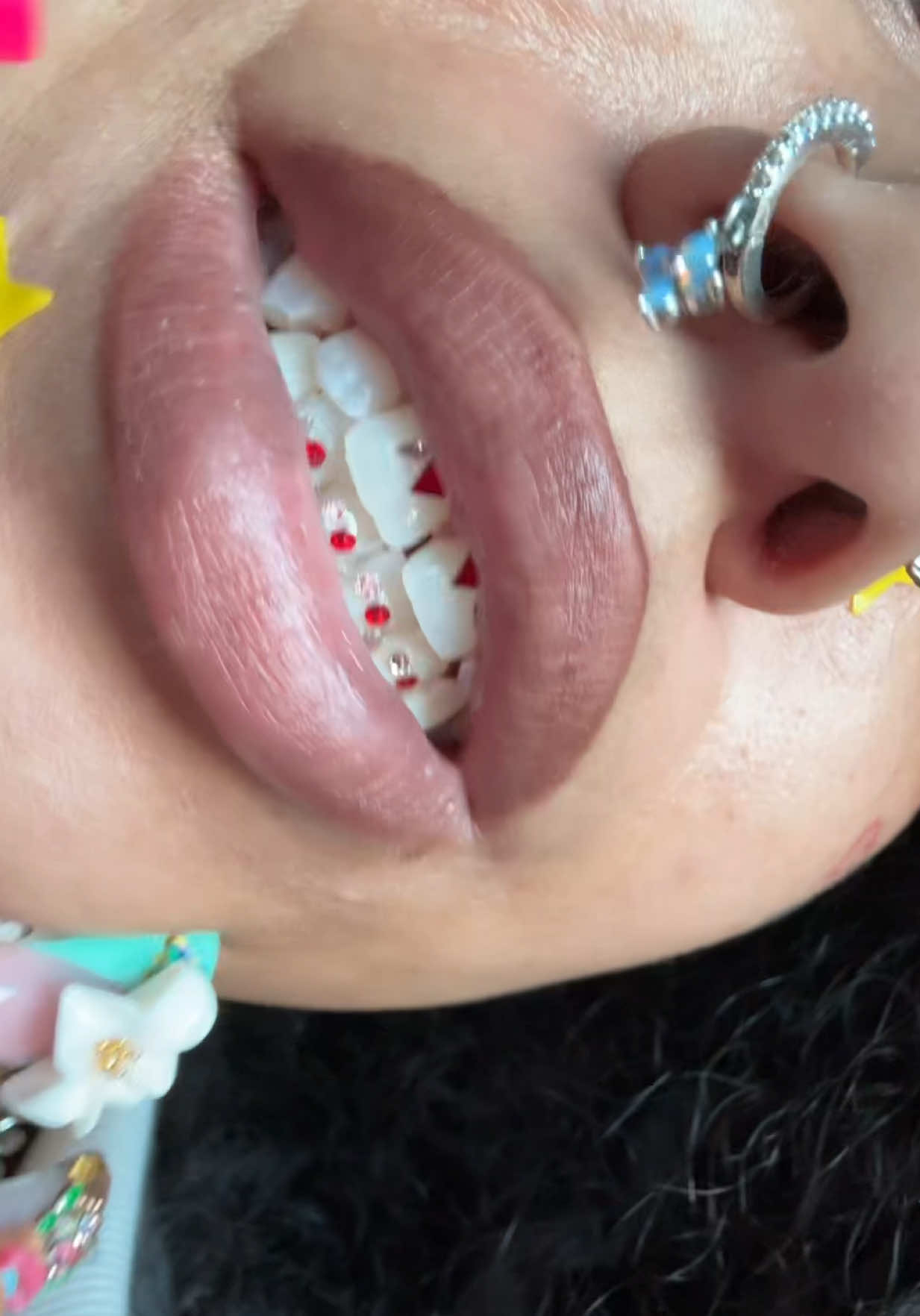 Teeth gems @_dwightsgems_  Nails @nailsbysxbrina 