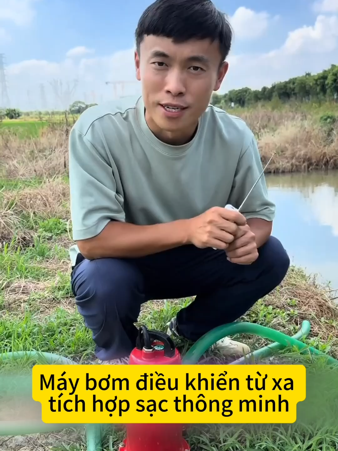 Thả vào nước là có thể hút nước, máy bơm điều khiển từ xa.#giớithiệumáybơmnước #máybơm #banông #máybơmnướctựđộng #Côngcụtướitiêuthầnkỳ