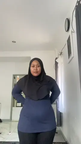 Dari 80kg sekarang di angka 66kg harus berjuang 6 kg lagi tapi berasa beraaat bangeet bestiee 😭 Dan rencana makanan penutup hari ini akan membeli batagor🫠 #dietlagi #fyppppppppppppppppppppppp 