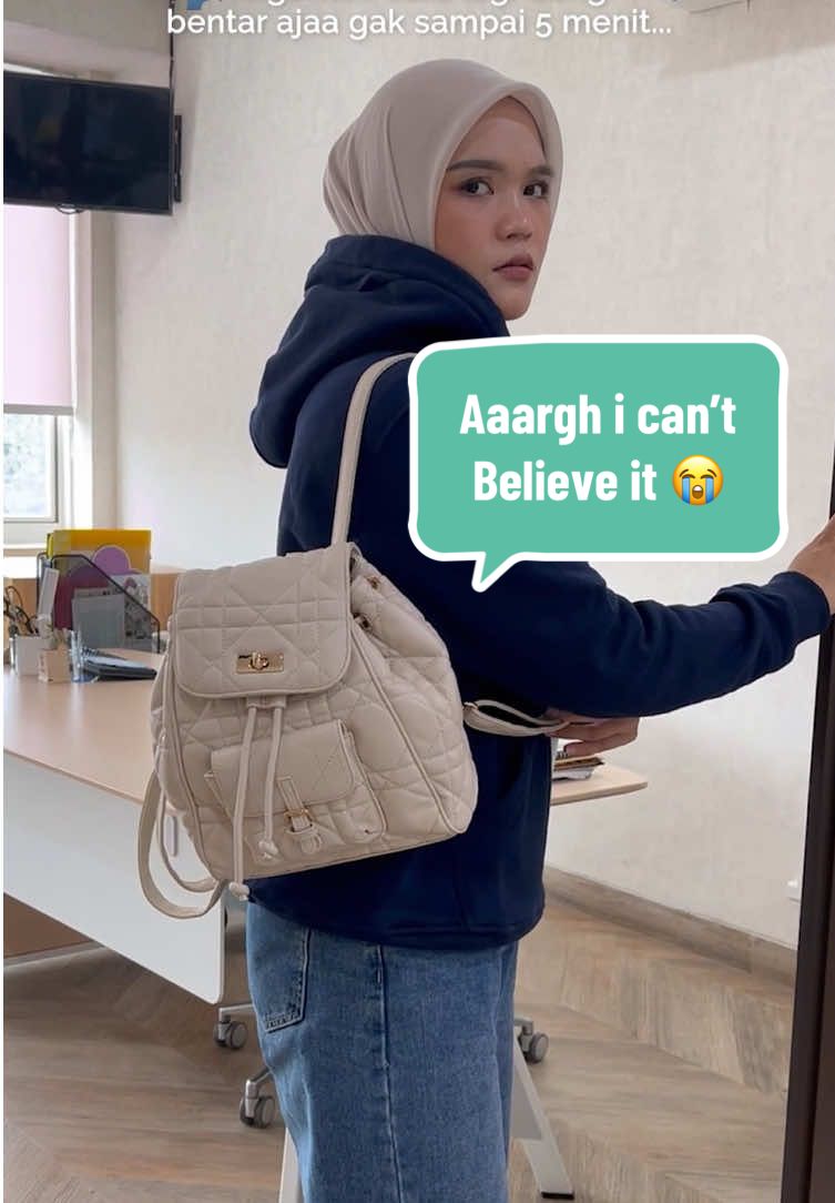 Aaaargh can’t believe it?!  #Enjiid #BanggaPakeEnji #Wallet #TasWanita 