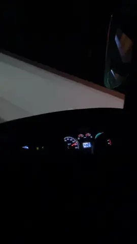 bus suoss yang jarang terekspos  agra mas c001  #agramas #wonogiripride #hinorm280 #explorebuslovers #masukberanda 