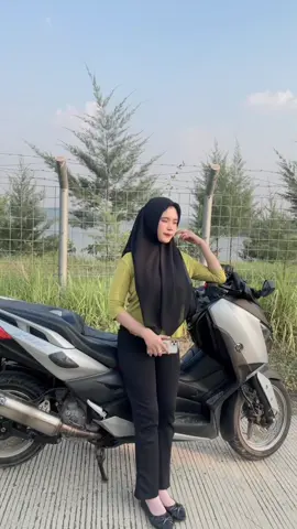 ojo lali janjimu😌 #fyppppppppppppppppppppppp #xmax250 #ootdhijab #xmax300thailand #xybca 