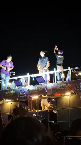 လွမ်းနေတဲ့အချိန်Joe Layနဲ့တွေ့တော့ထိုင်ငိုရုံပေါ့🤣#ပျဥ်းမနား#နှစ်ကျိပ်ရှစ်ဆူ#2025 #thadingyutfestival 