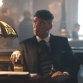 appreciation post for those slutty lil glasses || #tommyshelby #tommyshelbyedit #cillianmurphy #cillianmurphyedit #peakyblinders 