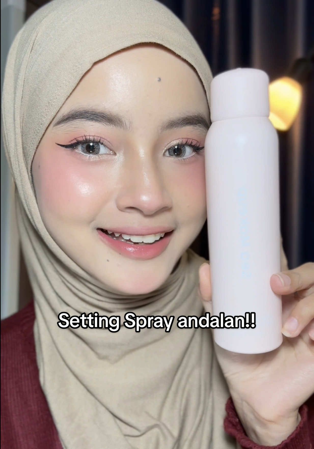 old money kayak aliyaah aja pake setting spray ini 😍