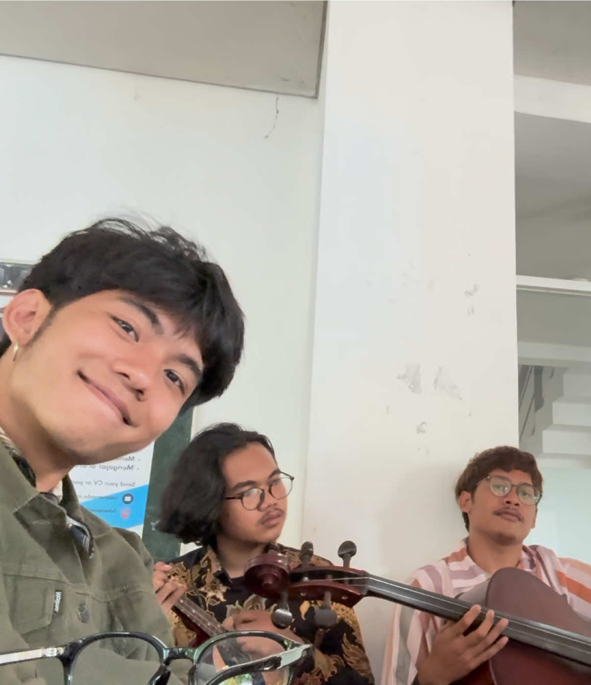 Lihat Kebunku - Keroncong Version