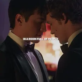 #HOLLANOV: in a room full of people i look for you  #heatedrivalry #hollanov #shanehollander #ilyarozanov  EVERYBODY STREAM HEATED RIVALRY ON CRAVE DROPPING THIS NOVEMBER!!! dts: (bear with me it’s a new fandom) @Aliceʳʷʳᵇ @bri 🌺 @hunter ✿ @dhi ✧˖° @meganִ ࣪ ⋆ 𐙚 ̊. @𝓐𝓪𝓵𝓲𝔂𝓪𝓱 @eveie⋆˙⟡ @k @alkyxs 