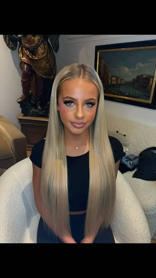 @𝐆𝐒🤍 Little model 👱🏼‍♀️