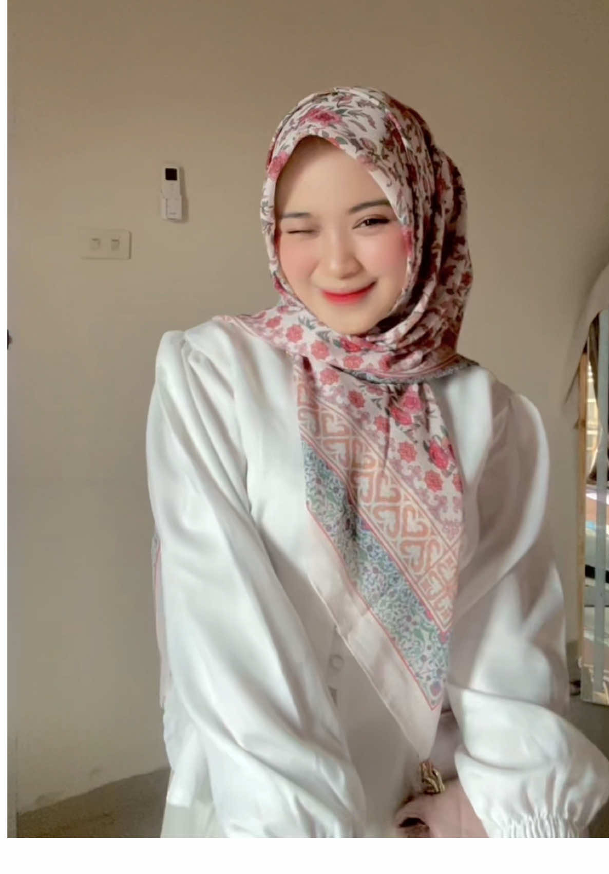 Suka deh hijab motif begini #hijab 
