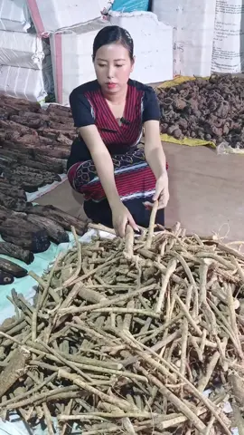 နန်းလုံးကြိုင်အဖြူမြစ်