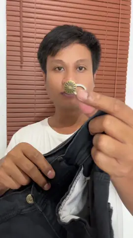 “Kancing perluasan celana solusi praktis celana sesak, bikin nyaman tanpa beli baru 👍” #KancingPerluasanCelana #AksesorisCelana #SolusiCelanaSesak #KancingAjaib #FYPfashion 