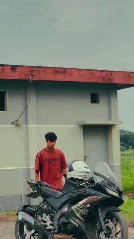 _ও তাই তো প্রেমের গান লিখেছি, আর তাতে তোর নাম লিখেছি..R❤️💥