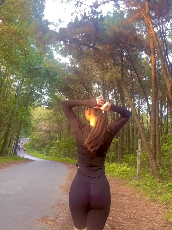 Một buổi chiều đầy nắng trên đồi thông xanh 🌲 mát#@deaa21