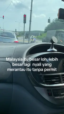 Lari ipin lari😂😂😂