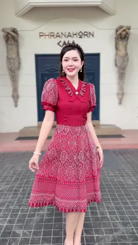 PR155 สีแดงใหม่ พร้อมส่ง S-2XL 790.- #preeya_thaithai #ชุดผ้าไทยแบรนด์preeya #รับผลิตชุดผ้าไทย #ชุดคุณครู #ผ้าไทยใครใส่ก็สวย 