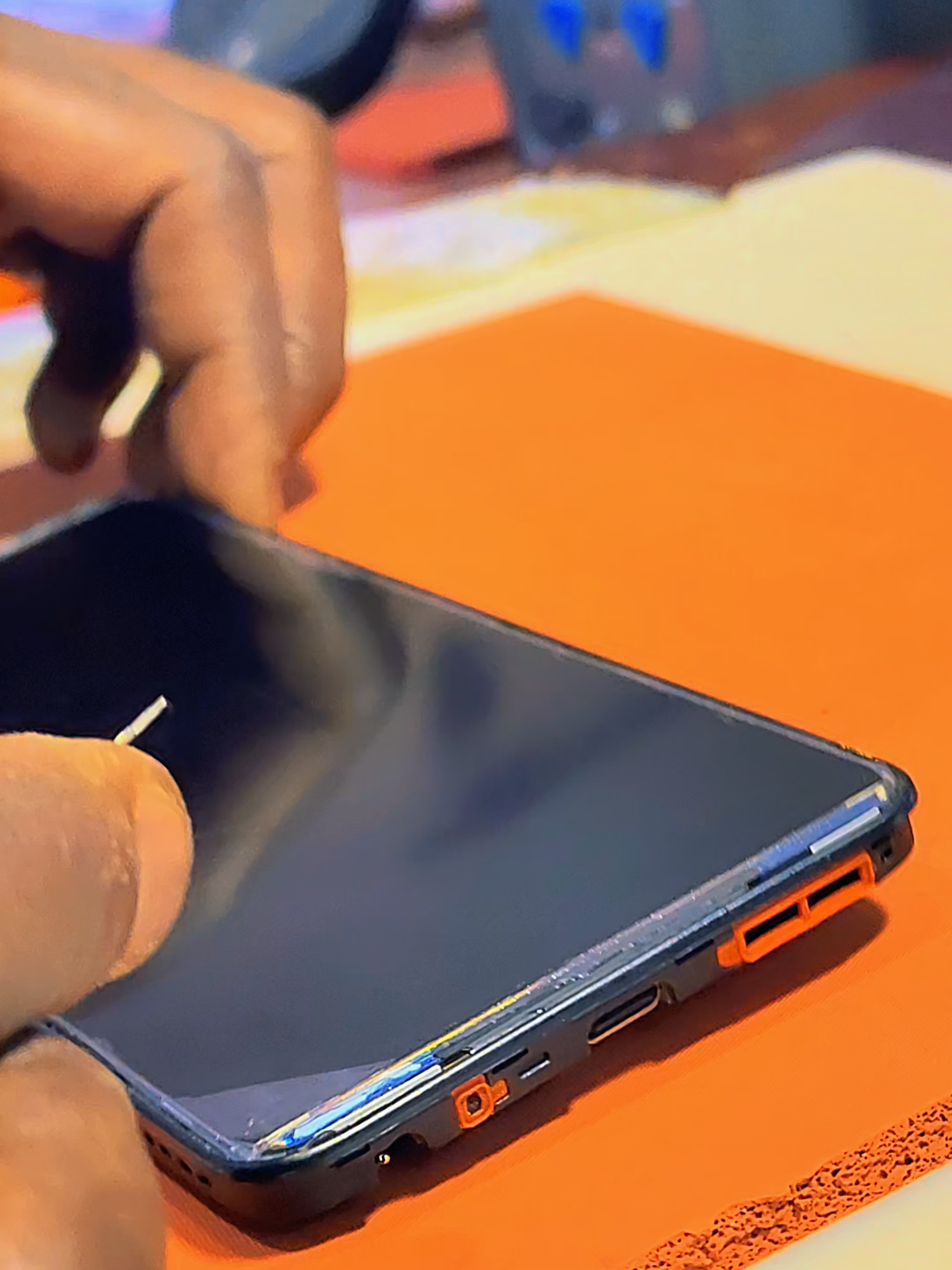 📱💥 Cracked glass? Don’t stress — we got you covered at iFix Africa! 💪🏽 Most people think a cracked screen means changing the whole display… but what if we told you that you can replace only the outer glass and still get that fresh new look? 😎 If your screen still shows clear and the touch works perfectly, there’s no need to spend extra on a full replacement. 💰 Our professional technicians carefully separate the broken glass and fit a new one with precision tools, restoring your phone to look and feel brand new — same screen, less cost! 🔧✨ ✅ Save your money ✅ Keep your original display ✅ Get that brand-new shine again Visit us today at iFix Africa – Juba Town Market, behind National Credit Bank, Pet Business Centre, 1st Floor. 📞 Call or WhatsApp: 0911 860 000#الشعب_الصيني_ماله_حل😂😂
