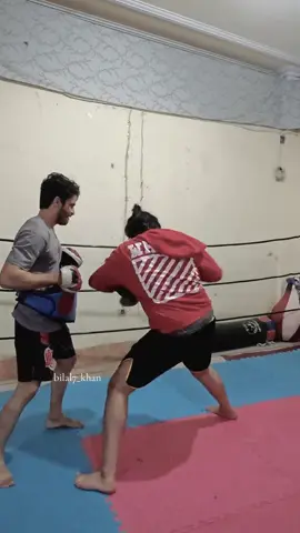 #پشتون_تاجیک_هزاره_ازبک_زنده_باد🇦🇫🦁❤️ 