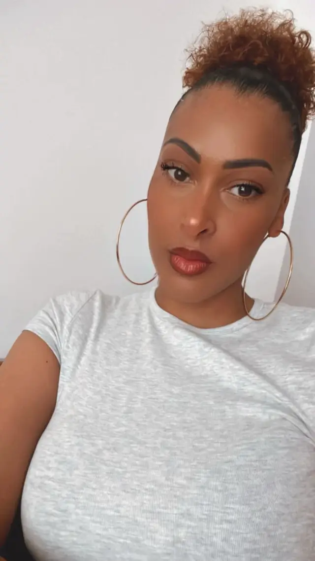 “La confiance, c’est pas une attitude… c’est une énergie.” ✨ #C#ConfianceEnSoiM#MoodDuJourV#VibeFéminineS#SelfLoveT#TikTokFrance  @Patson Meeshu Vuka 