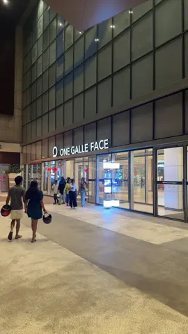 One galle face mall at Colombo srilanka 🇱🇰 . . . . . . . . . #srilankan_tik_tok🇱🇰 #bkktiktok #indian #mall #shathegemguy 