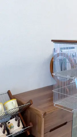 Với giá đỡ xếp chồng này, việc lưu trữ trở nên dễ dàng #xuhuong #giadungthongminh #giadungtienich 