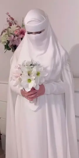 ئامادە ین بۆ دوورینی هه موو جلێکی شەرعی و هه موو مۆدێلی لە سەر خواستی خۆتان بە باشترین قووماش و گوونجاو ترین نرخ  ئەتوانن ئەدی سناپەکەم بکەن بۆ بینینی پۆستی زیاتر و جوانترین پۆست  hijaby_nwr