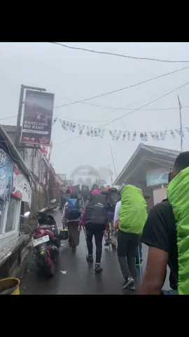 gerbang pendakian gunung slamet🥶