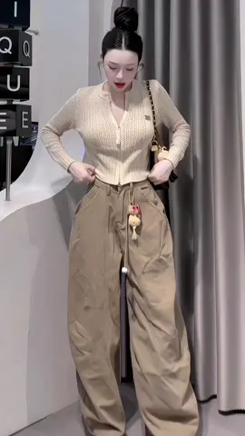 Áo Len Lưới Cổ Tròn Dáng Croptop Phối Quần Suông #setdonu #setdothudong #thoitrangnu #xuhuong 