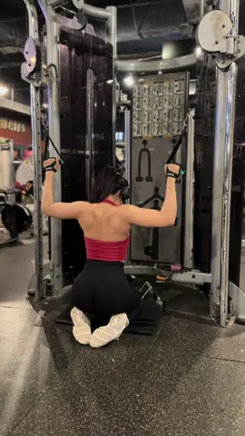 #gymgirls #GymTok #gymrat #CapCut 